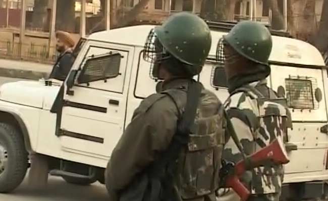 '90s Revisted? Kashmir Witnesses Gun Salute At Terrorist's Funeral