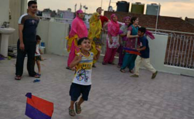 Delhi Schools Asked To Discourage Students From Flying Kites