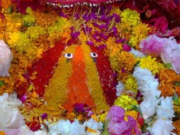 हिमाचल प्रदेश के माता चिंतपूर्णी मंदिर में होगा लड़कियों का मुंडन मुफ्त हिमाचल प्रदेश के माता चिंतपूर्णी मंदिर में होगा लड़कियों का मुंडन मुफ्त