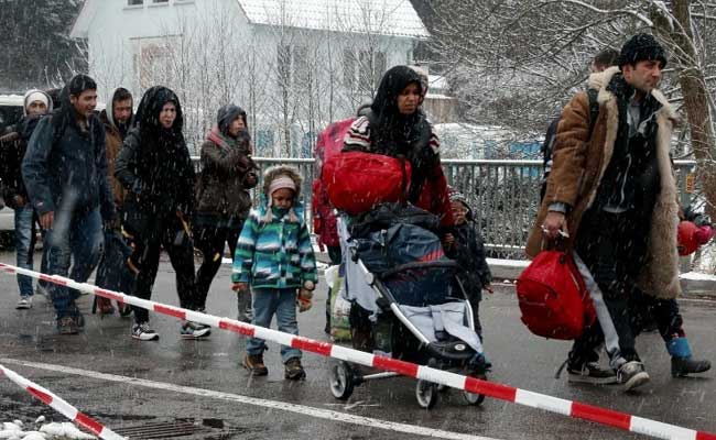 Austria Foreign Minister Says Asylum Seeker Cap Is 'Wake-Up Call' For European Union