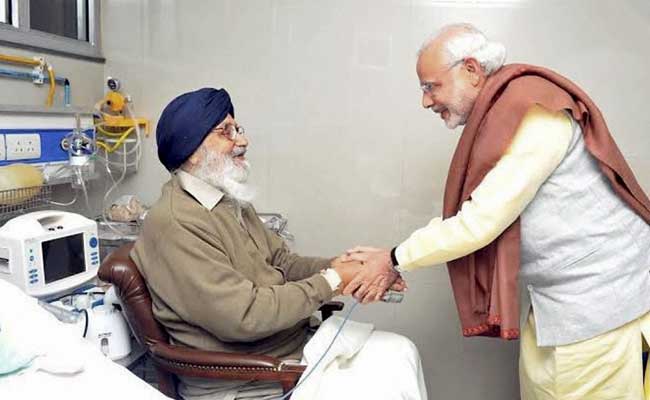 PM Narendra Modi Meets Punjab Chief Minister Parkash Singh Badal In Hospital