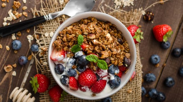 Breakfast में खाली पेट खाएं Muesli, मिलेंगे 6 गजब के फायदे, आंखों, Heart और हड्डियों के लिए शानदार