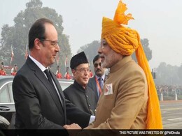 PM Narendra Modi Bids Farewell To Francois Hollande, Says France Is Special PM Narendra Modi Bids Farewell To Francois Hollande, Says France Is Special