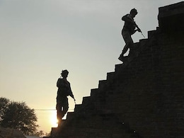 Exclusive : मिलें पठानकोट के इस शूरवीर से, जिसने छह गोलियां लगने के बाद भी आतंकियों से लिया लोहा Exclusive : मिलें पठानकोट के इस शूरवीर से, जिसने छह गोलियां लगने के बाद भी आतंकियों से लिया लोहा
