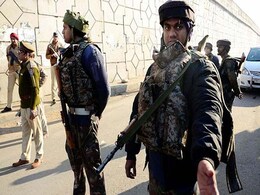 पठानकोट एयरफोर्स बेस पर हमला : फायरिंग बंद, लेकिन ऑपरेशन अभी जारी पठानकोट एयरफोर्स बेस पर हमला : फायरिंग बंद, लेकिन ऑपरेशन अभी जारी
