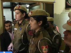 दिल्ली की 2 लेडी 'सिंघम' ने सूझबूझ से बचाई छात्रा की जान, सिरफिरे आशिक को भी पकड़ा