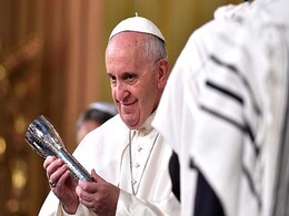 'Devastating' Islamist Violence Is Uniting Christians: Pope Francis 'Devastating' Islamist Violence Is Uniting Christians: Pope Francis