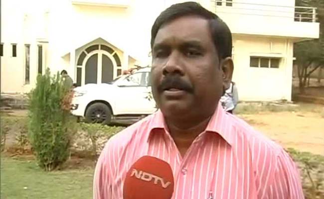 Smriti Irani Incorrect, I Did Not Endorse Punishment: Hyderabad Dean