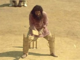 RIP Rajesh Vivek: Aamir Khan, Rishi Kapoor Pay Tribute to <i>Lagaan</i>'s Baba RIP Rajesh Vivek: Aamir Khan, Rishi Kapoor Pay Tribute to <i>Lagaan</i>'s Baba