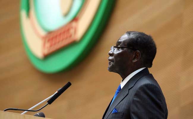 Zimbabwe's President Robert Mugabe Back Home After Heart Attack Rumours