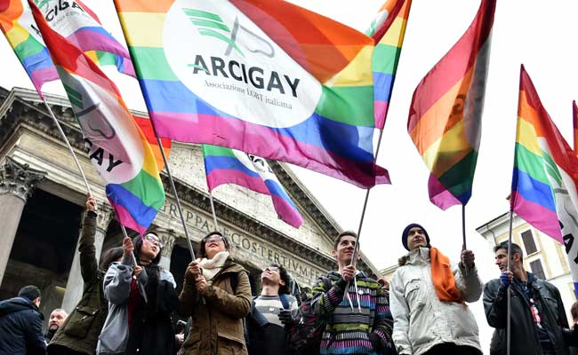 Thousands March In Rome For Gay Rights