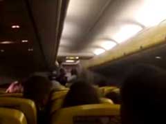 विमान में परिचारिका ने की उद्घोषणा, 'हम मरना नहीं चाहते', यात्रियों का चढ़ गया पारा