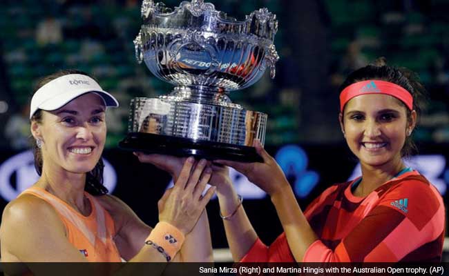 ग्रैंड स्लैम हैट्रिक : बेमिसाल सानिया मिर्जा और मार्टिना हिंगिस ने जीता ऑस्ट्रेलियन ओपन खिताब