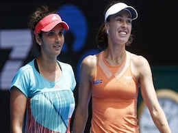 सानिया मिर्जा ने मार्टिना हिंगिस से साझेदारी तोड़ी, स्ट्रीकोवा के साथ जोड़ी बनाई सानिया मिर्जा ने मार्टिना हिंगिस से साझेदारी तोड़ी, स्ट्रीकोवा के साथ जोड़ी बनाई