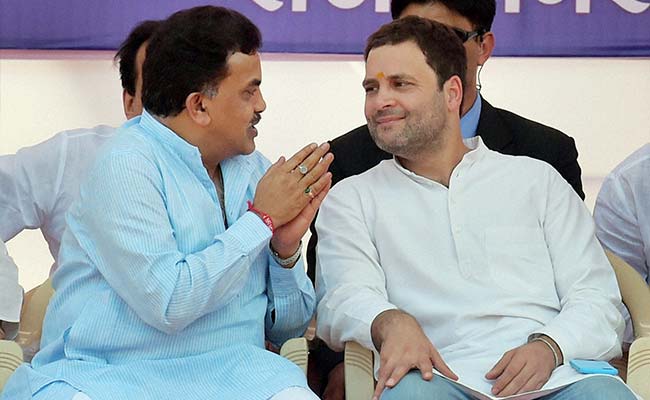 Sanjay Nirupam Gets Reprieve Over Articles On Nehru, Sonia Gandhi