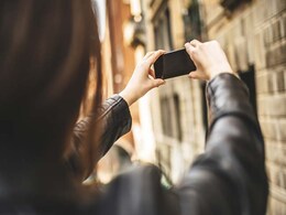 Woman Drowns In Sea While Taking Selfie In Mumbai Woman Drowns In Sea While Taking Selfie In Mumbai