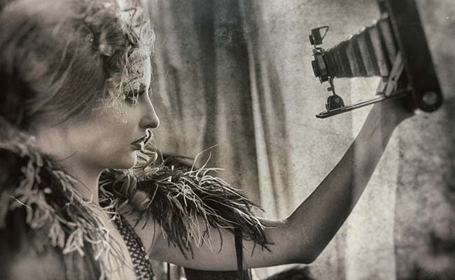 Selfie Craze Not A Recent Phenomenon, Vintage Collection Shows