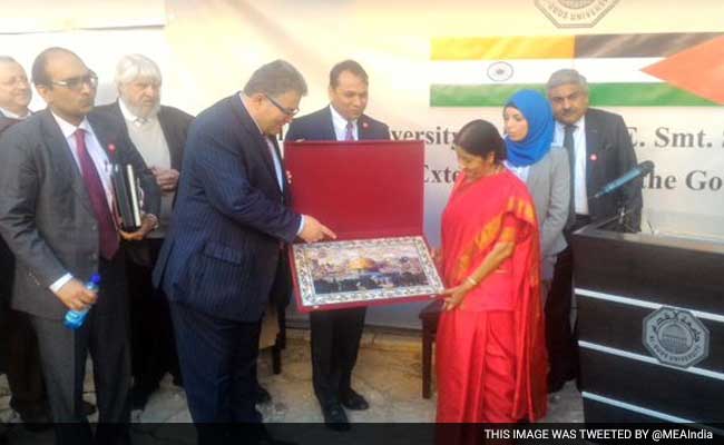 Sushma Swaraj Inaugurates Digital Learning Centre In Palestine