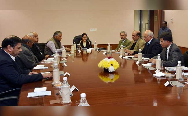 Day After Pathankot Attack, Sushma Swaraj Holds Strategy Meet On Pakistan