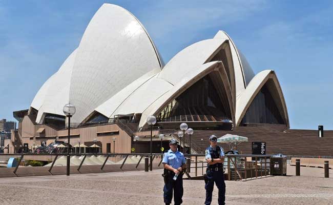 Security Scare At Sydney Opera House