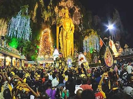 मलेशिया में धूमधाम से मनाया गया थाईपुसम त्योहार, प्रधानमंत्री नजीब रजाक ने दी शुभकामनाएं मलेशिया में धूमधाम से मनाया गया थाईपुसम त्योहार, प्रधानमंत्री नजीब रजाक ने दी शुभकामनाएं