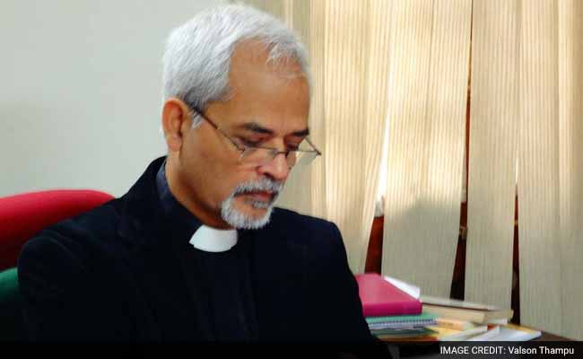 St Stephen's To Bid Farewell To 'Controversy's Child' Valson Thampu