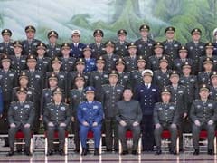 Xi Jinping Revamps Military Headquarters, Tightens Controls over Chinese Army