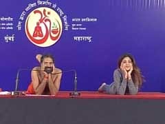 You Have to See Shilpa Shetty and Baba Ramdev Doing Yoga Together
