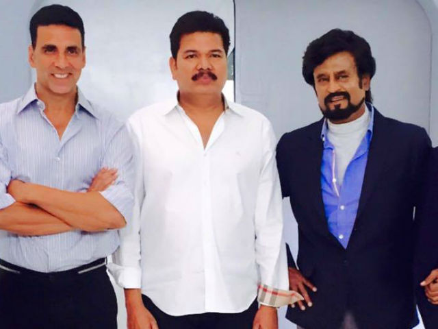 Akshay Kumar to Start Filming Rajinikanth's <I>2.o</i>