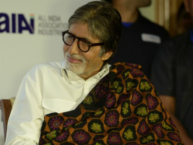 Amitabh Bachchan Shares Pic He Sent to Talent Hunt to 'Join Films'