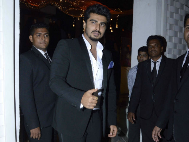 Arjun Kapoor Explains Why Hollywood is Deepika, Priyanka's 'Cup of Tea'