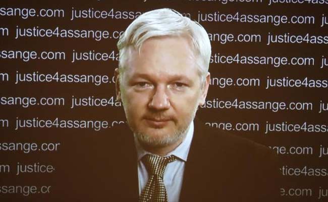 Swedish Prosecutor Preparing New Application To Interview Julian Assange