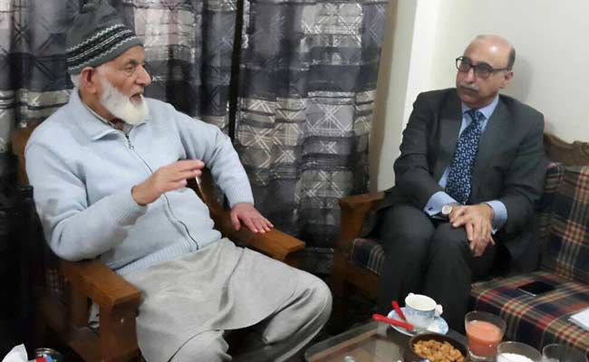 पाकिस्तान के उच्चायुक्त अब्दुल बासित मिले अली शाह गिलानी से, कश्मीर मुद्दे पर जताया समर्थन