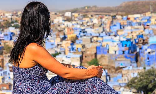 जानें, इन गर्मियों में कौन-से कलर्स होंगे इन और आऊट जानें, इन गर्मियों में कौन-से कलर्स होंगे इन और आऊट