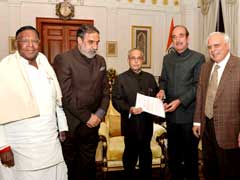 Congress Leaders Meet President Over Arunachal Pradesh Issue