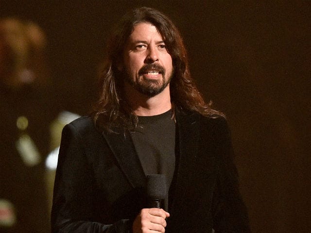 Foo Fighters' Dave Grohl to Perform at the Oscars