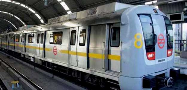 Man Jumps Before Delhi Metro Train In Suicide Bid; Injured