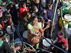 'Why Sit Here? Go Solve Water Crisis': Supreme Court Rebukes Kejriwal Government