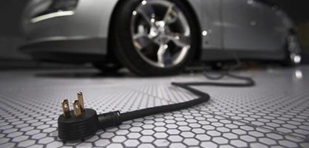 This City Just Got India's First Electric Vehicle Charging Station