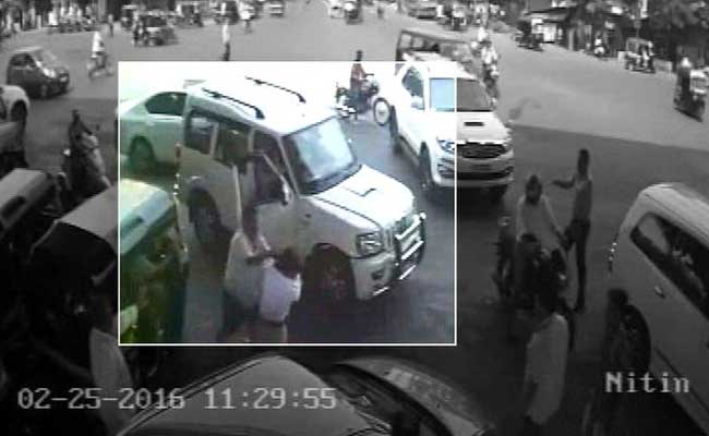 Caught On Camera: Shiv Sena Man Allegedly Assaults Woman Constable In Thane