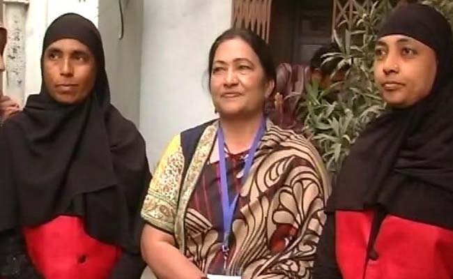 Blog: Women <i>Qazis</i> Challenge Muslim Clergy. About Time.