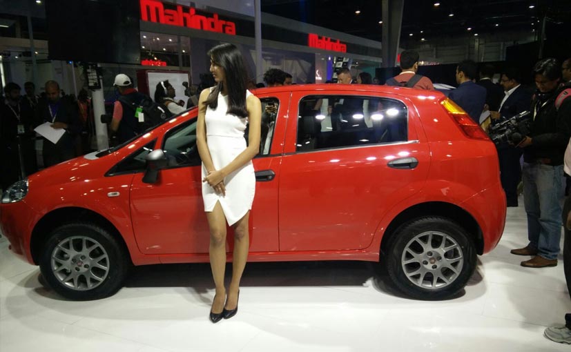 Auto Expo 16 Fiat Punto Pure Launched Prices Starting At Rs 4 49 Lakh