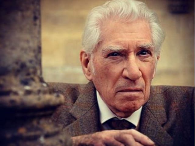 The Three Musketeers Star Frank Finlay Dies at 89