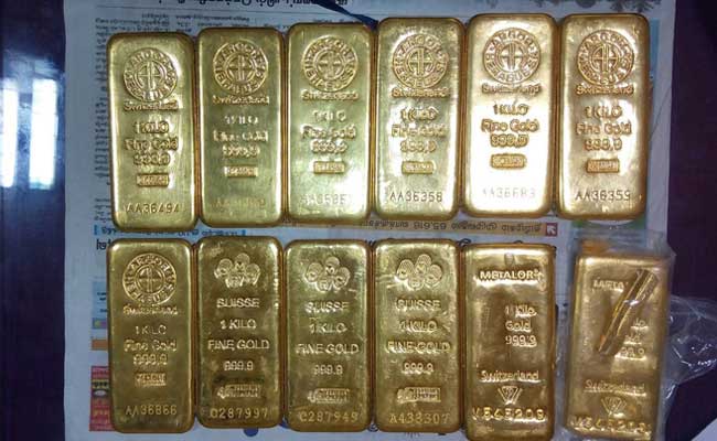 सोना आयात फरवरी में 29.5 फीसदी घटकर 1.39 अरब डॉलर रहा