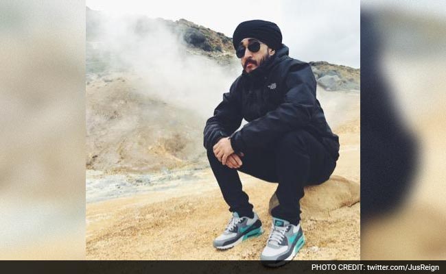 Sikh Comedian Alleges He Was Forced To Remove Turban At US Airport