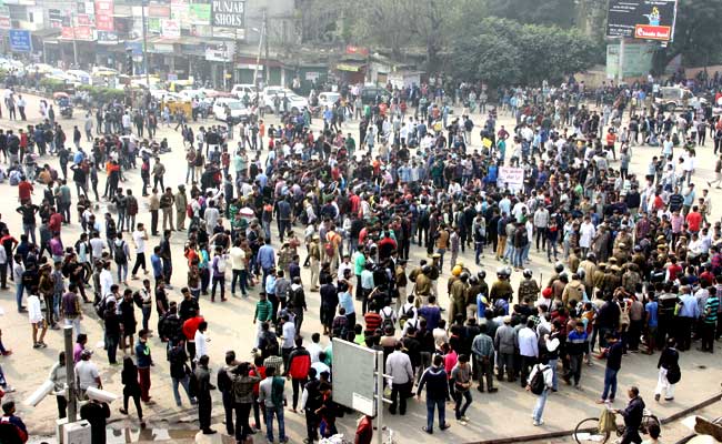 Jat Quota Agitation Reaches Delhi From Haryana, Protesters Block Roads