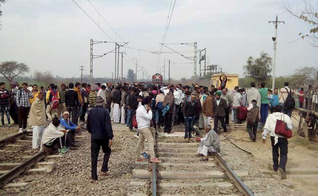 Jat Agitation: Manohar Lal Khattar Likely To Visit Rohtak To Monitor Situation