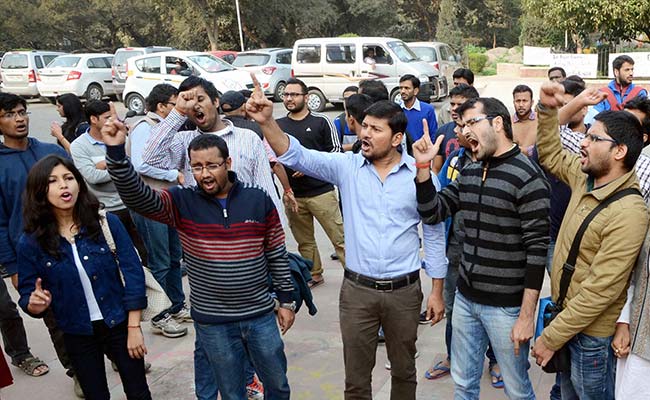 Left Front, Congress Take Out Rally In Kolkata Over JNU Row
