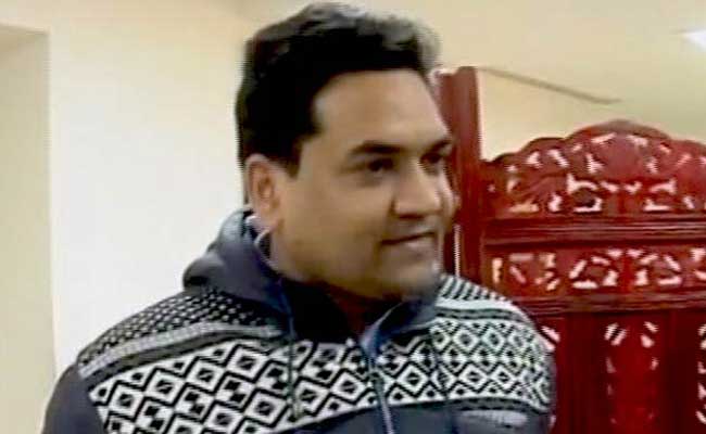 Delhi Minister Kapil Mishra Invites Ghulam Ali to Perform in Delhi