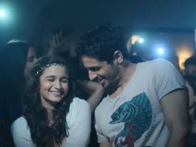 Beautiful Kar Gayi Chull Sex - Kapoor And Sons Song Kar Gayi Chull is Your Party Anthem For 2016